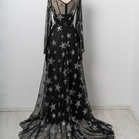 Chotronette Cake Odyssey Gown Size S - Picture 2 of 3